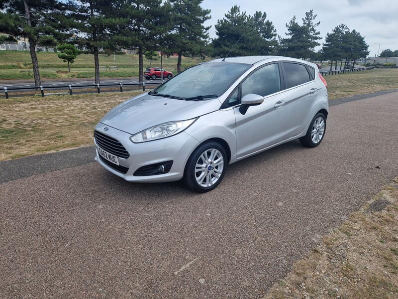 FORD FIESTA 1.0 T EcoBoost Zetec